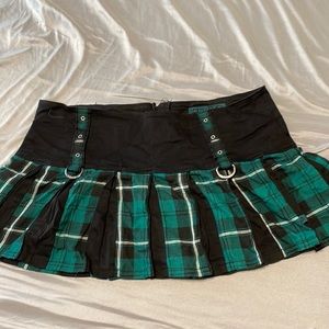 Black and green plaid mini skirt